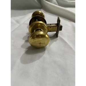 lockwood Door Knob Bright Brass Passage